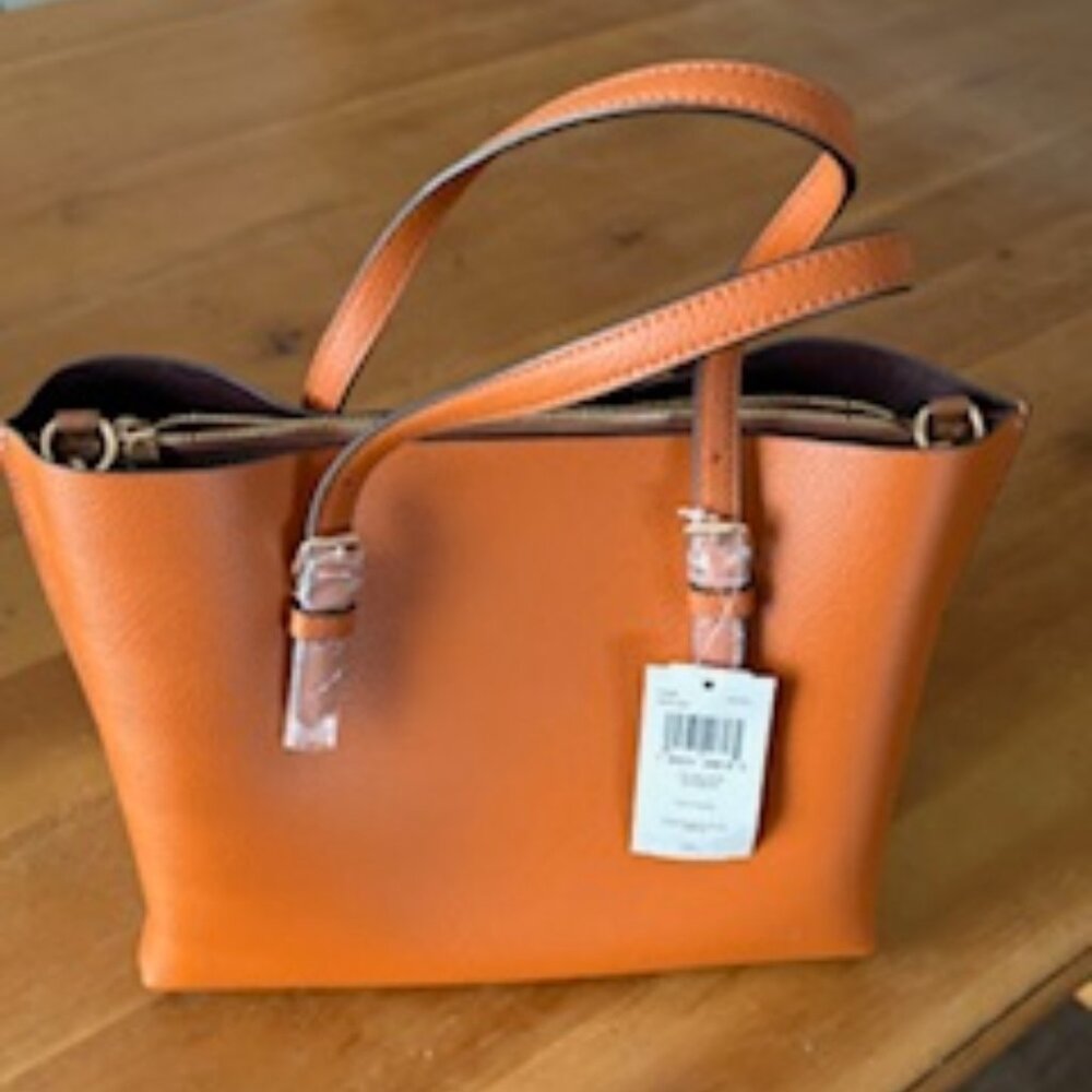 COACH C4084 Mollie Tote Double Face Crossgrain Leather